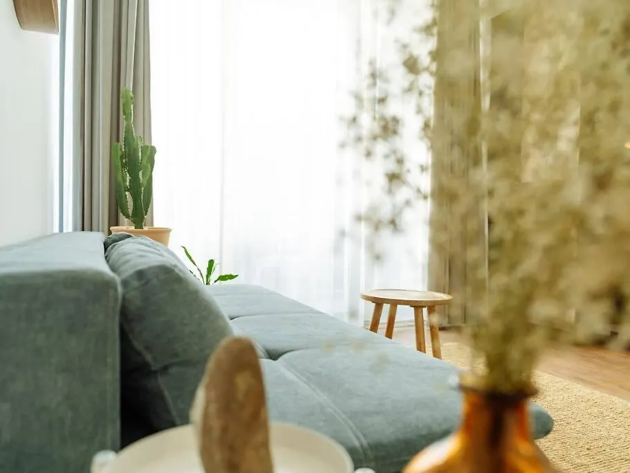 Central 10 Apartment - New Building & Parking Bucarest