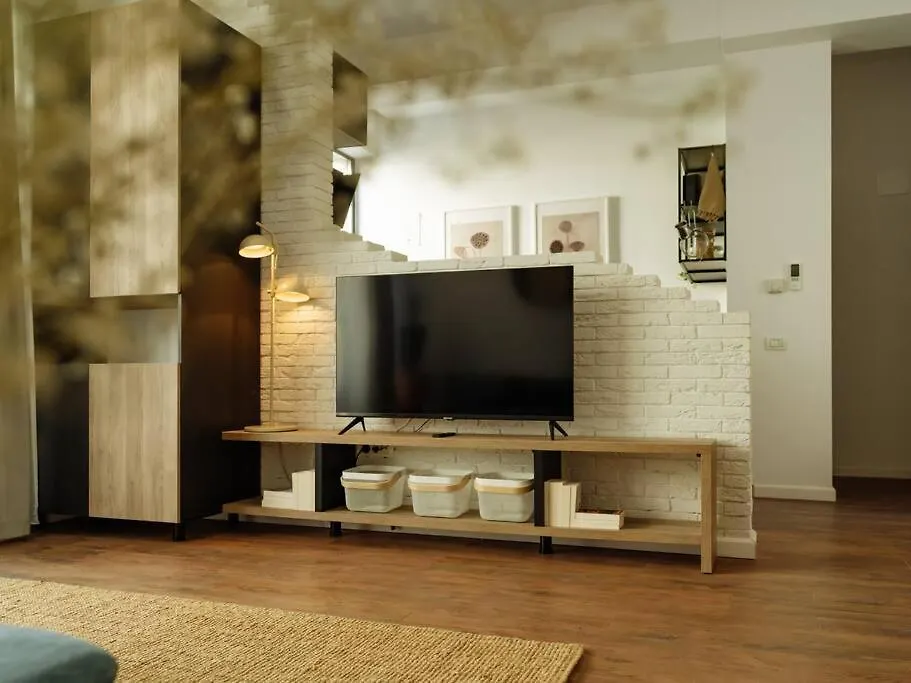 Central 10 Apartment - New Building & Parking Bucarest
